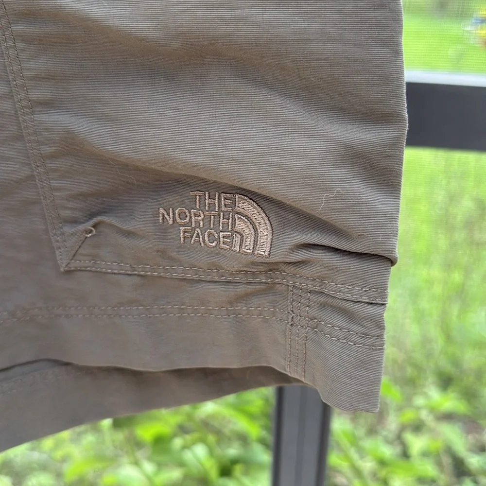 The North Face Cargo Shorts‎ Mens green Hiking Camping Outdoor  Size 36